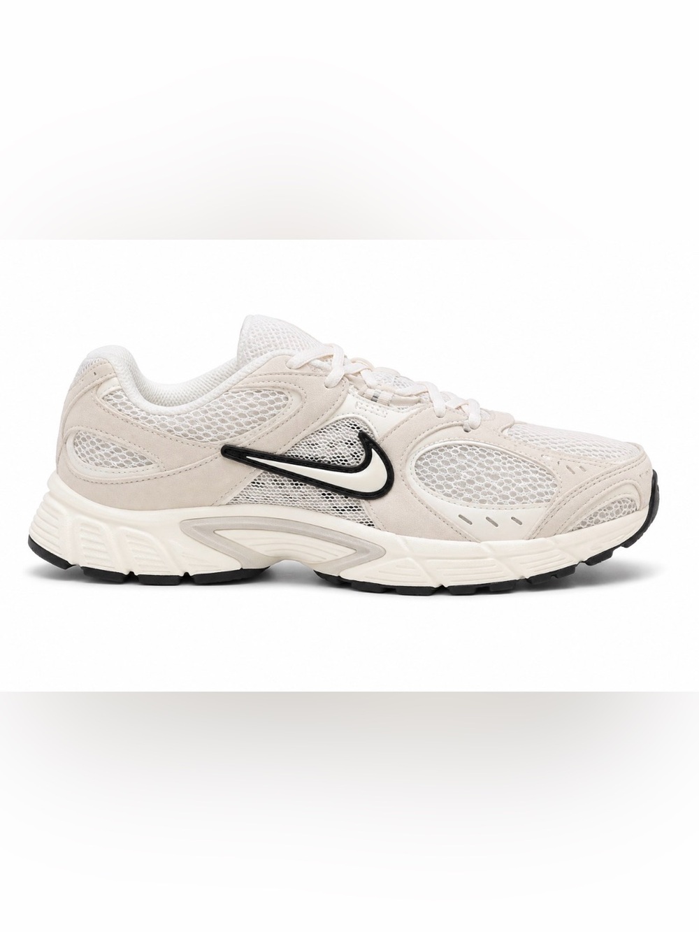 Nike V5 RNR Women’s Sneakers Size 11 Natural Ivory Black